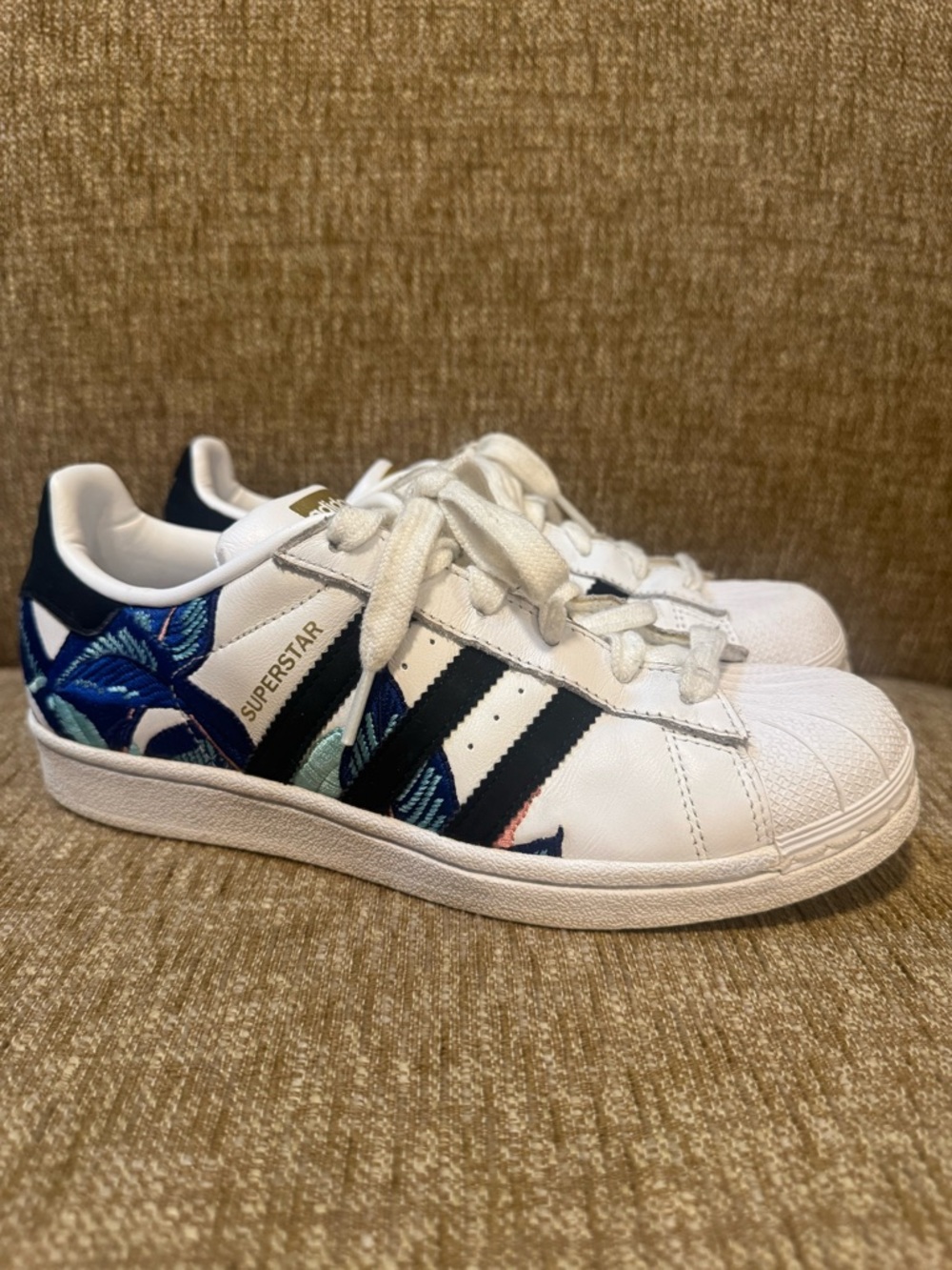 Adidas Superstar Shell Toe Shoes Size 6.5